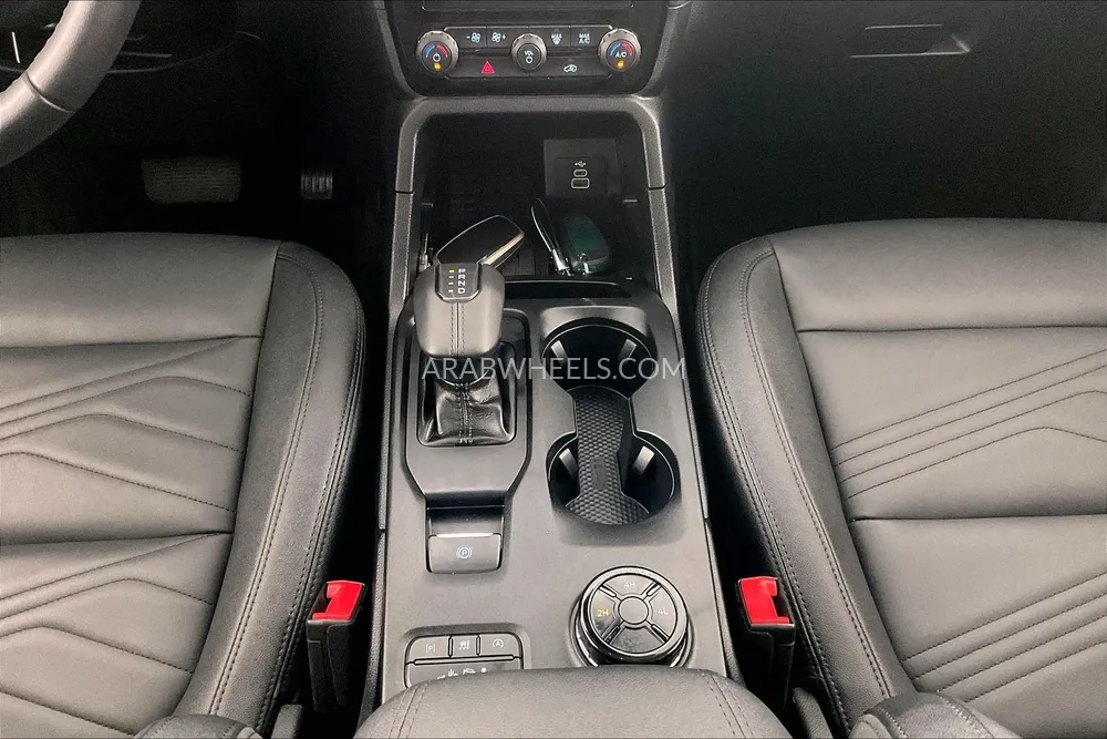 فورد إيفرست 2024 for Sale in الشارقة Image-23
