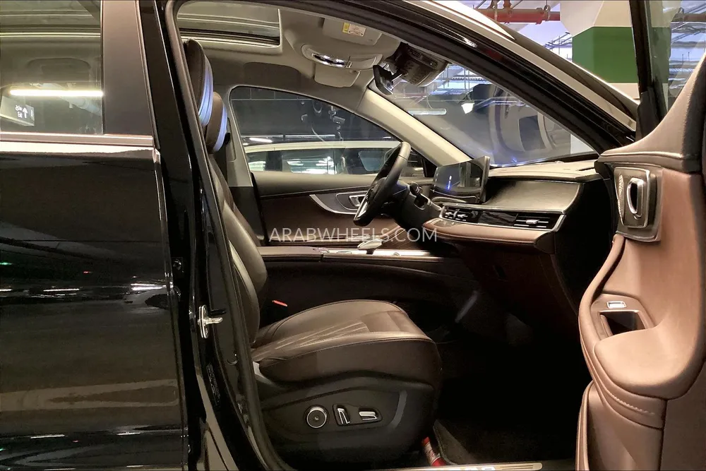 شيري تيجو 8 برو ماكس 2025 for Sale in الشارقة Image-13