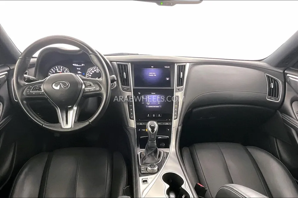 Infiniti Q60 2022 for Sale in Sharjah Image-11