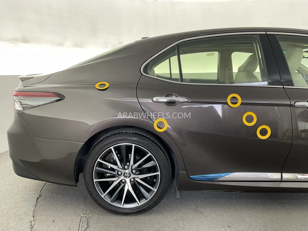 Toyota Camry 2024 for Sale in Dubai Image-32