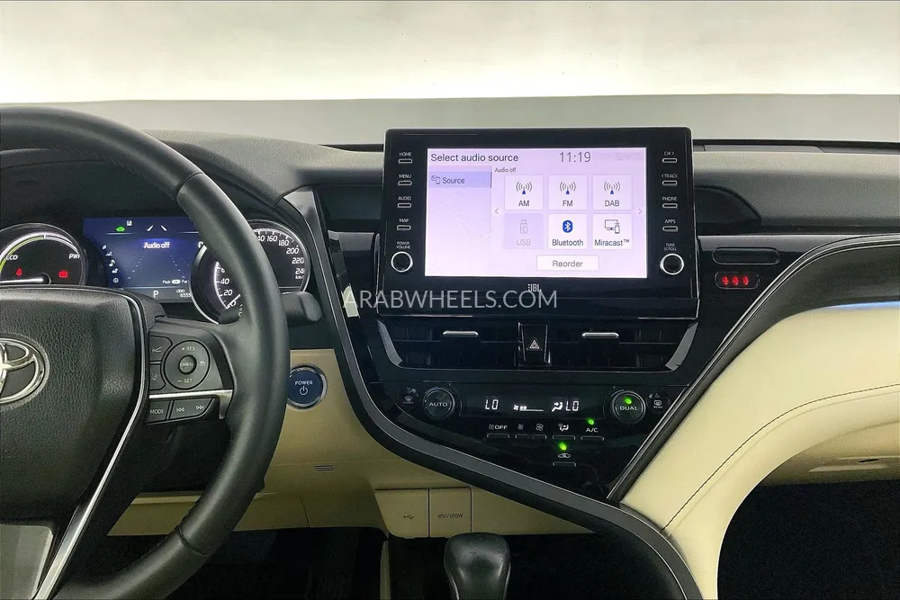 Toyota Camry 2024 for Sale in Dubai Image-35