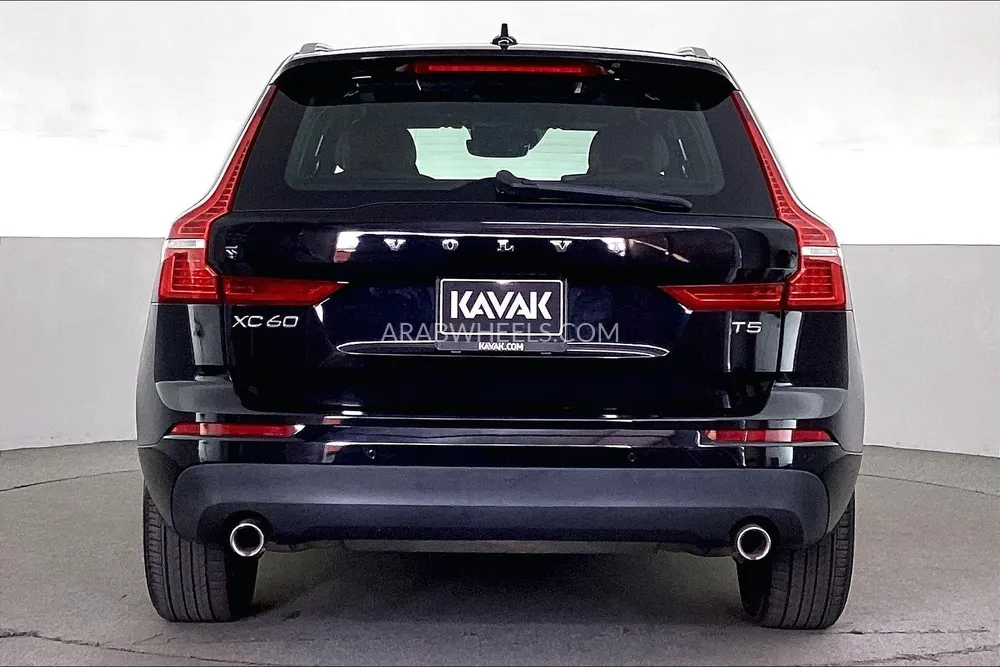 فولفو إكس سي 60 2021 for Sale in الشارقة Image-5
