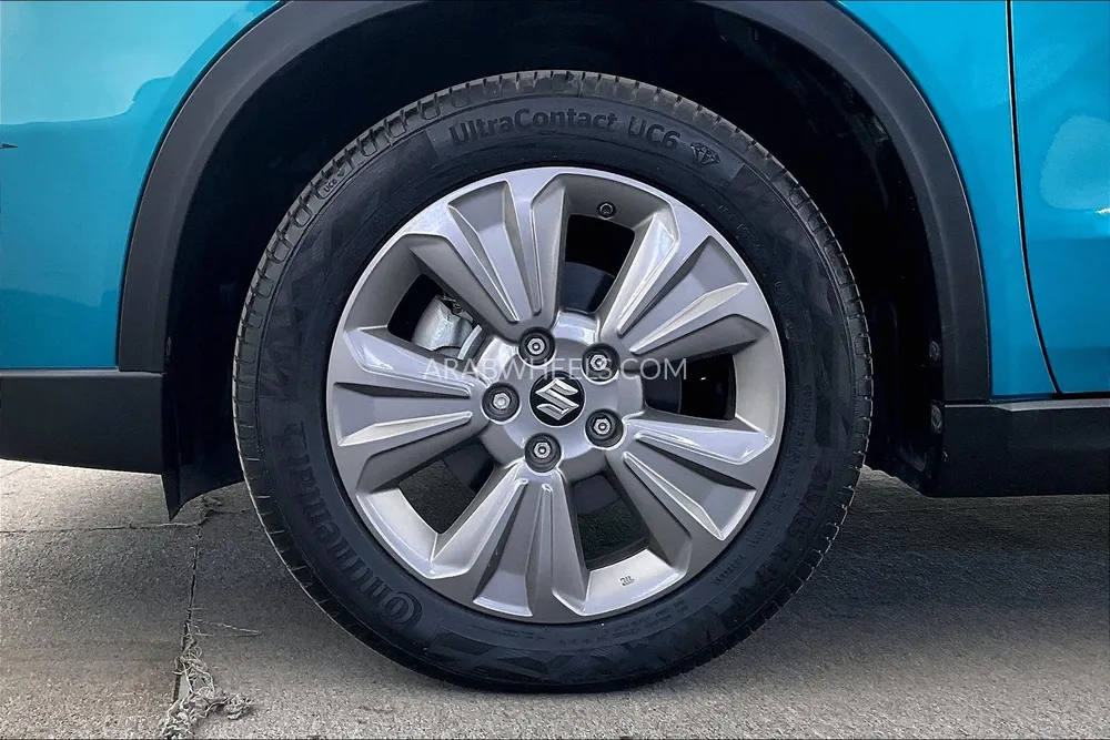 Suzuki Vitara 2020 for Sale in Dubai Image-9