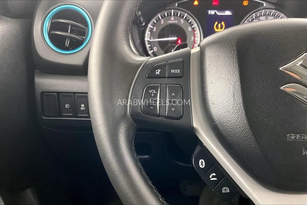 Suzuki Vitara 2020 for Sale in Dubai Image-20