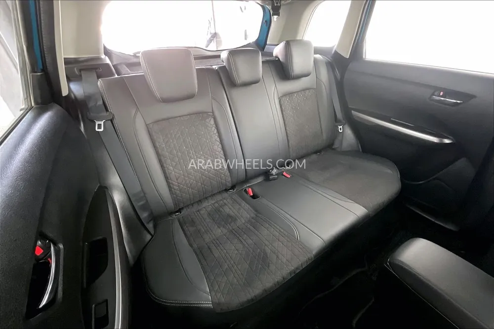 Suzuki Vitara 2020 for Sale in Dubai Image-28