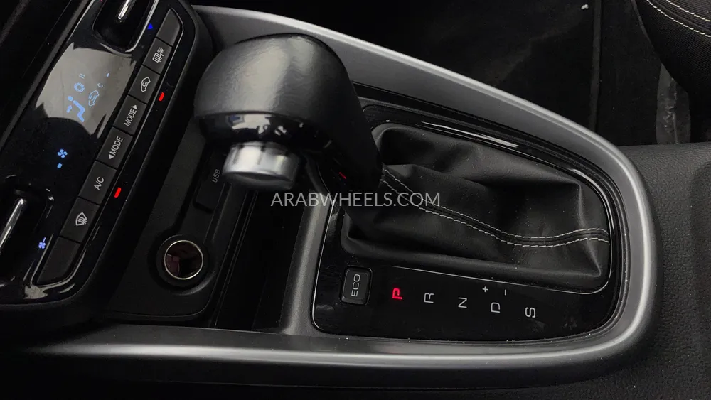 Chevrolet Groove 2023 for Sale in Dubai Image-18