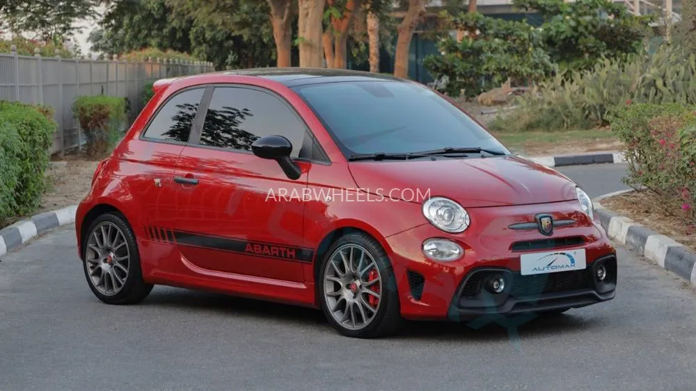 Abarth 695 2023 for Sale in Dubai Image-4