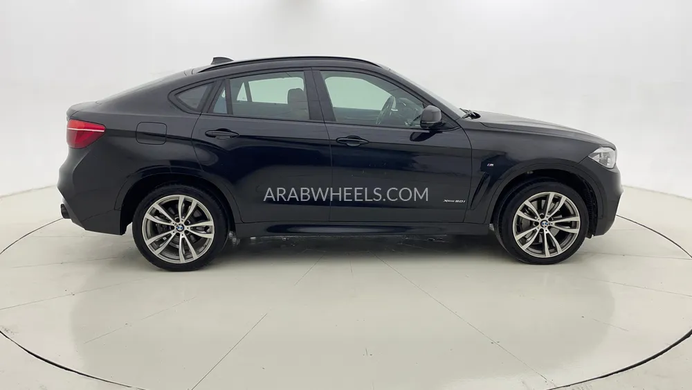 BMW X6 2017 for Sale in Dubai Image-2