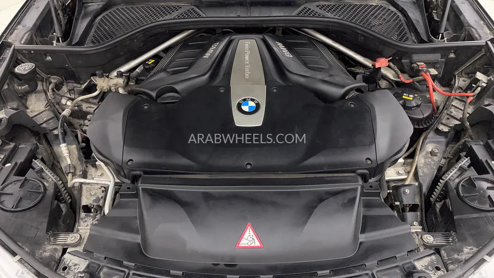 BMW X6 2017 for Sale in Dubai Image-9