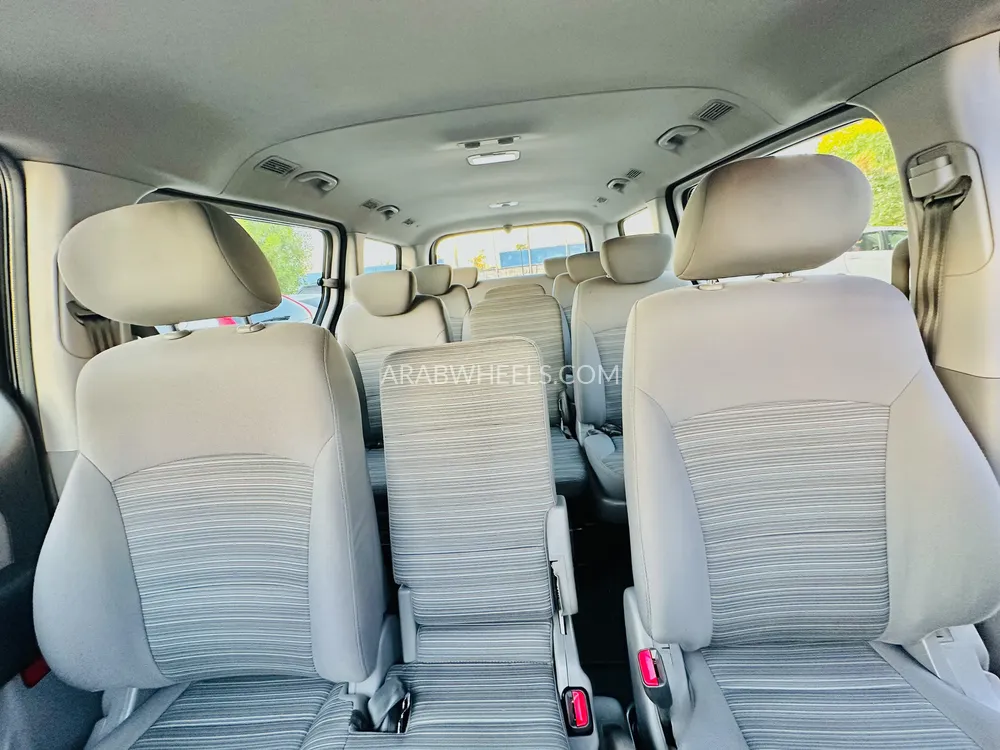 هيونداي H1 2019 for Sale in دبي Image-17