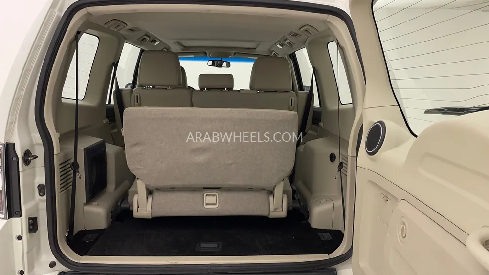 ميتسوبيشي باجيرو 2017 for Sale in دبي Image-27