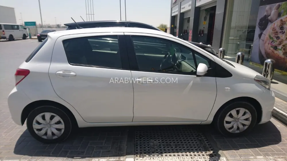 Toyota Yaris 2014 for Sale in Abu Dhabi Image-2