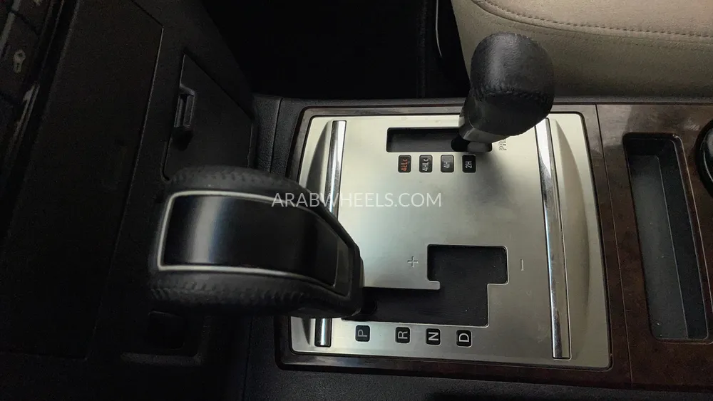 Mitsubishi Pajero 2017 for Sale in Dubai Image-18