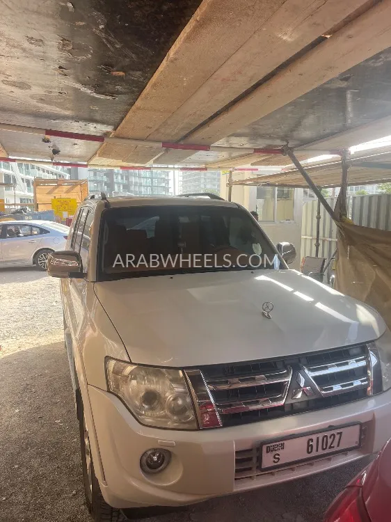 Mitsubishi Pajero 2014 for Sale in Dubai Image-2