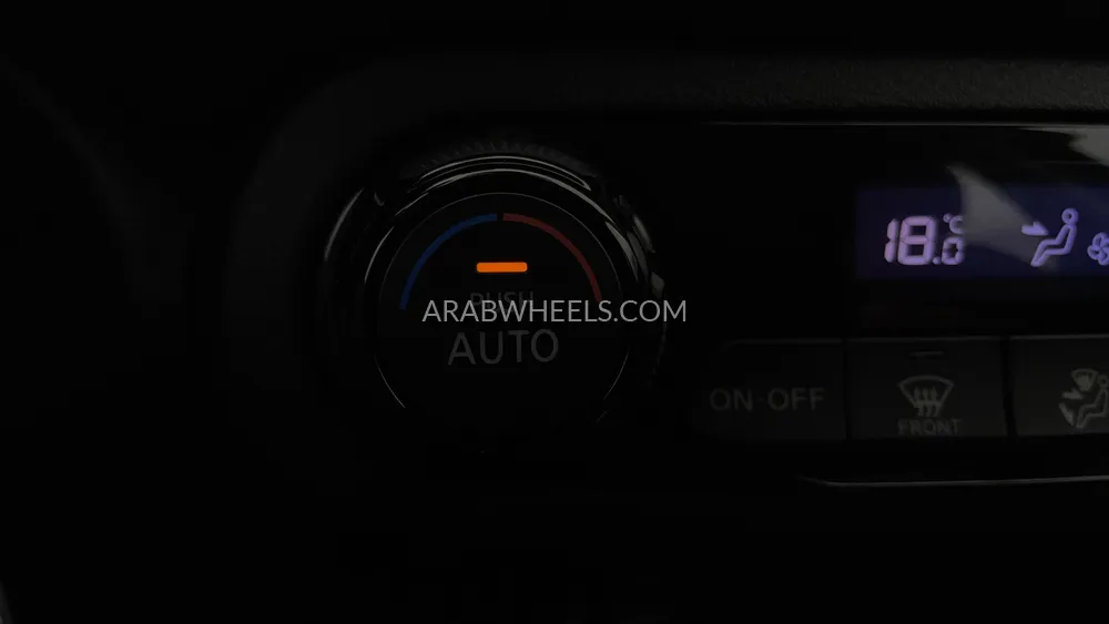 Nissan Kicks 2023 for Sale in Dubai Image-47