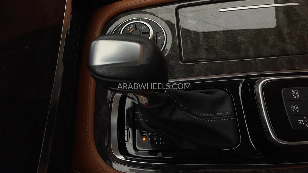 Nissan Patrol 2023 for Sale in Dubai Image-18