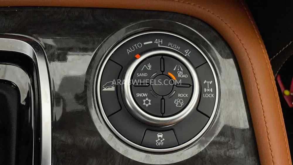 Nissan Patrol 2023 for Sale in Dubai Image-38