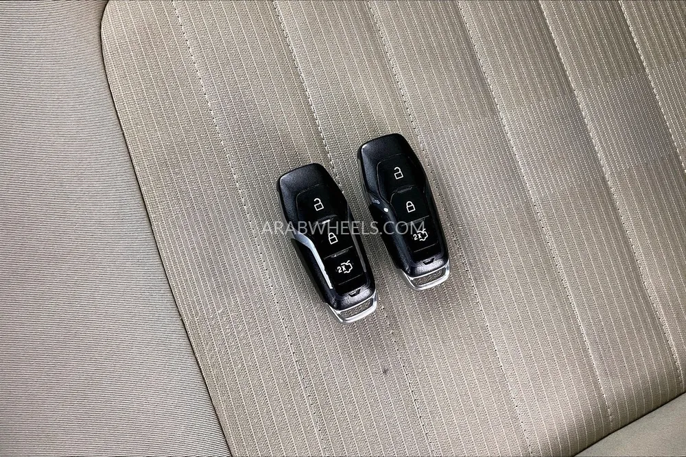 فورد إيدج 2017 for Sale in الشارقة Image-17