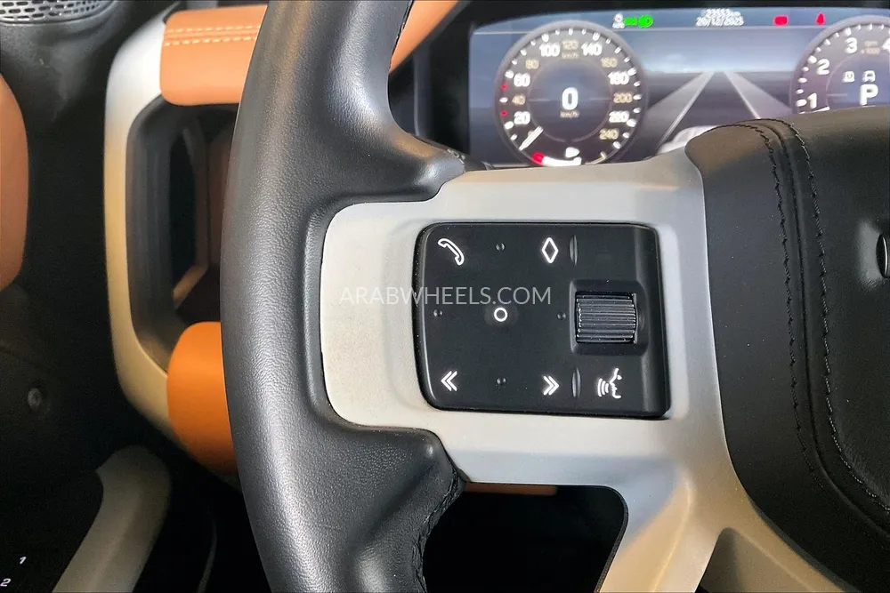 Land Rover Defender 2023 for Sale in Sharjah Image-21
