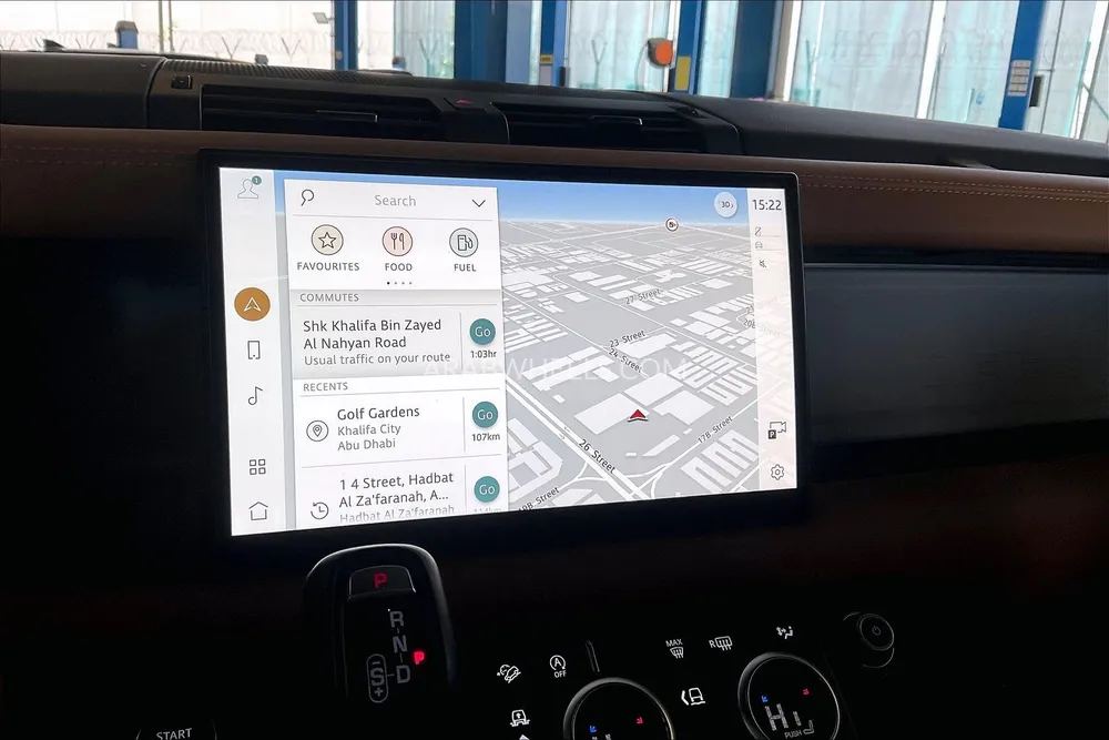 Land Rover Defender 2023 for Sale in Sharjah Image-31