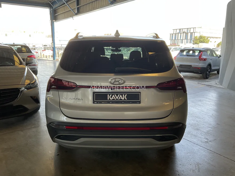 Hyundai Santa Fe 2021 for Sale in Sharjah Image-5