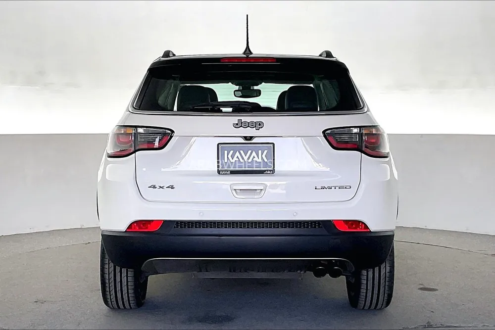 جيب كومباس 2019 for Sale in الشارقة Image-5