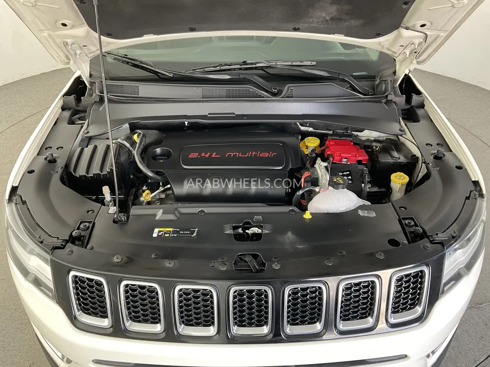 جيب كومباس 2019 for Sale in الشارقة Image-22