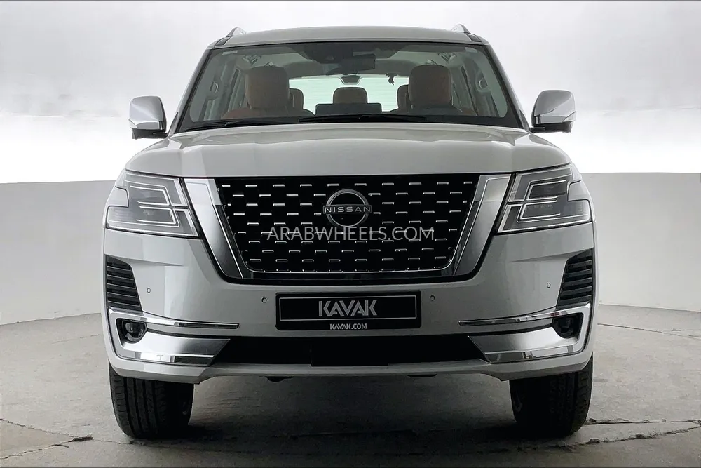 Nissan Patrol 2022 for Sale in Dubai Image-2