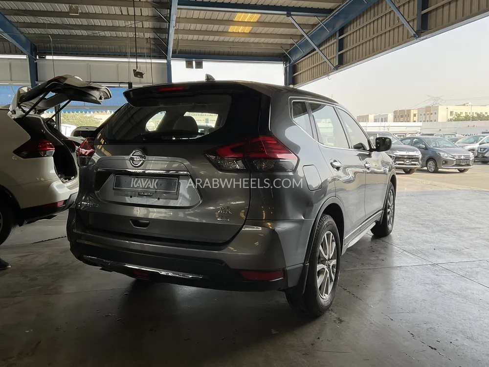 Nissan X-Trail 2020 for Sale in Sharjah Image-4