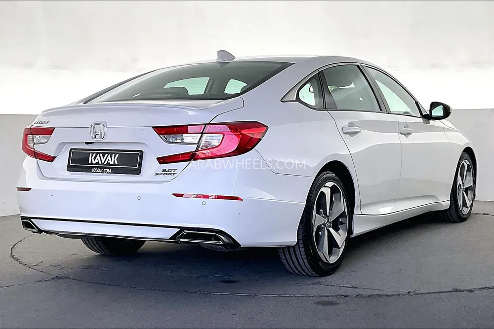 Honda Accord 2018 for Sale in Sharjah Image-6