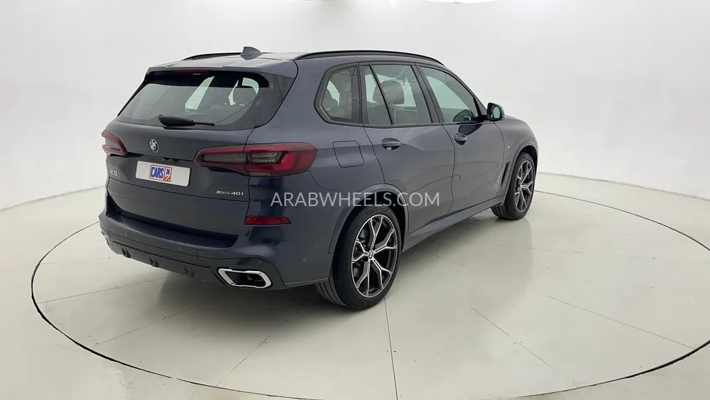 BMW X5 2022 for Sale in Dubai Image-3