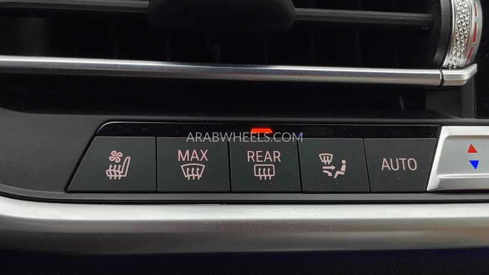 BMW X5 2022 for Sale in Dubai Image-50