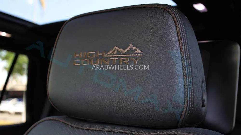 Chevrolet Tahoe 2023 for Sale in Dubai Image-23