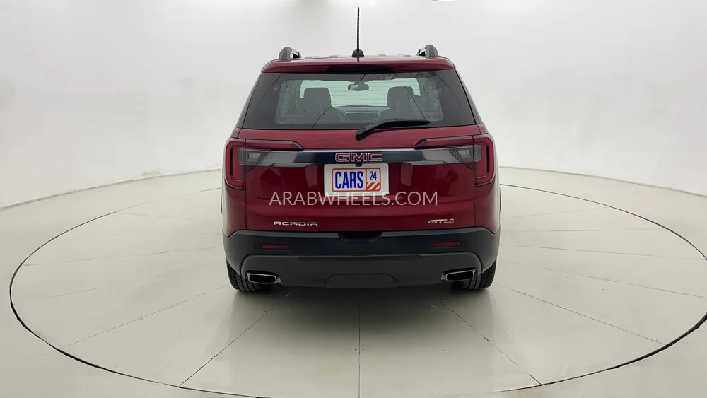 GMC Acadia 2023 for Sale in Dubai Image-4