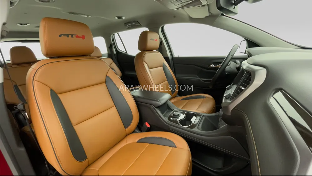 GMC Acadia 2023 for Sale in Dubai Image-25