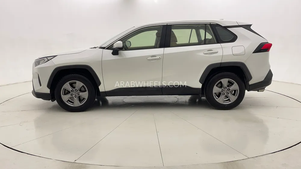 Toyota Rav4 2022 for Sale in Dubai Image-6