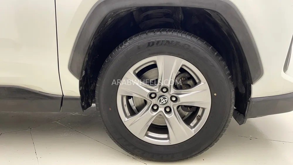 Toyota Rav4 2022 for Sale in Dubai Image-10