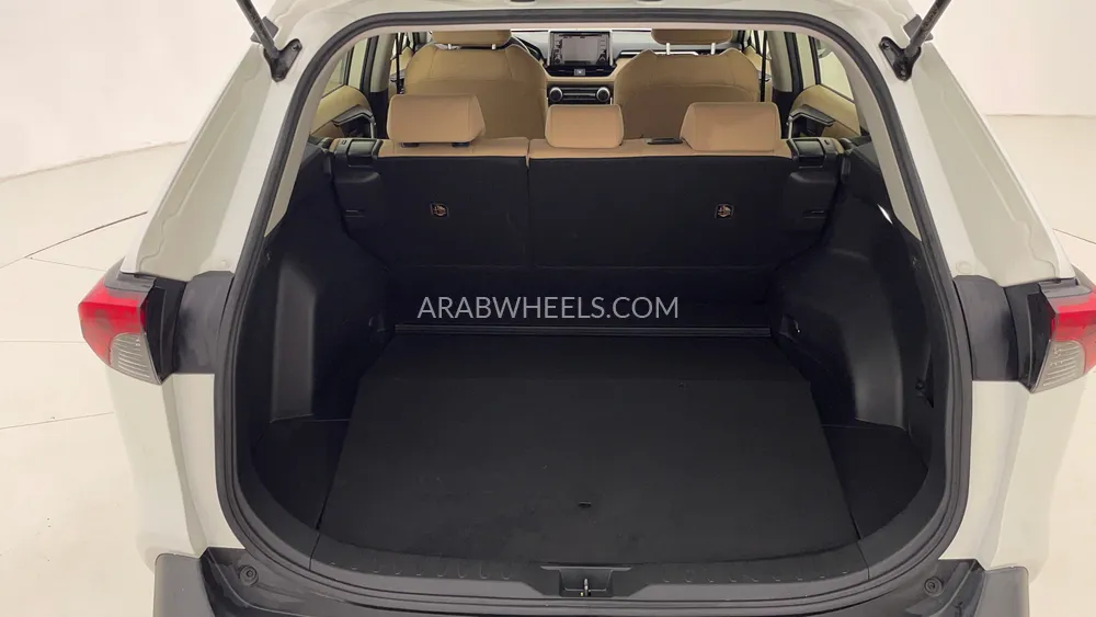 Toyota Rav4 2022 for Sale in Dubai Image-26