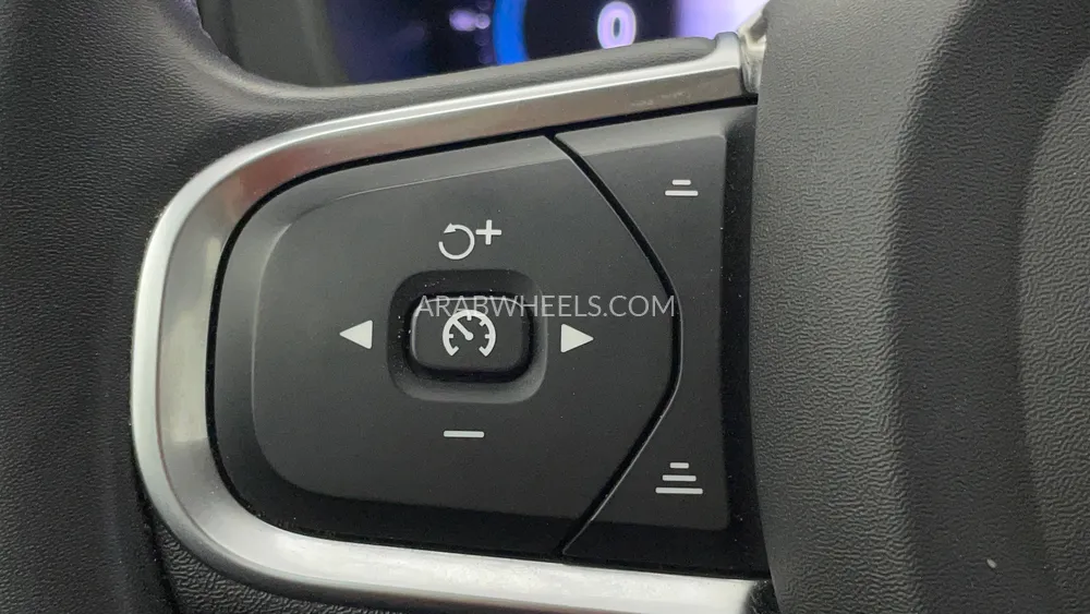 Volvo XC60 2023 for Sale in Dubai Image-22