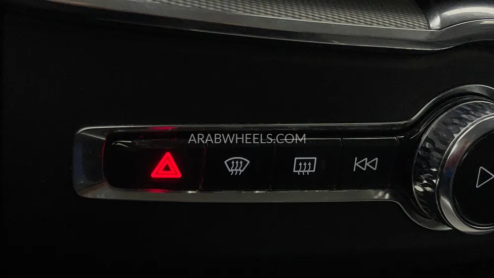 Volvo XC60 2023 for Sale in Dubai Image-48