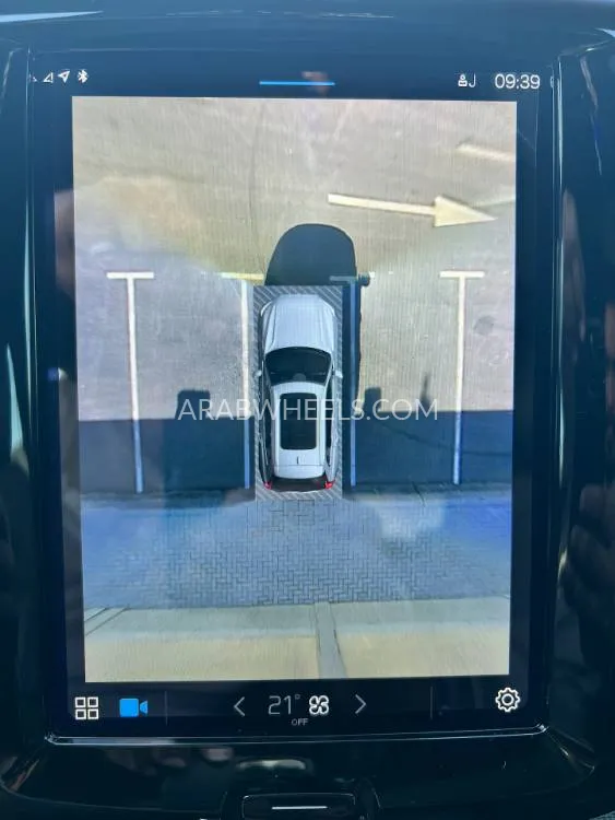 فولفو إكس سي 60 2023 for Sale in دبي Image-11