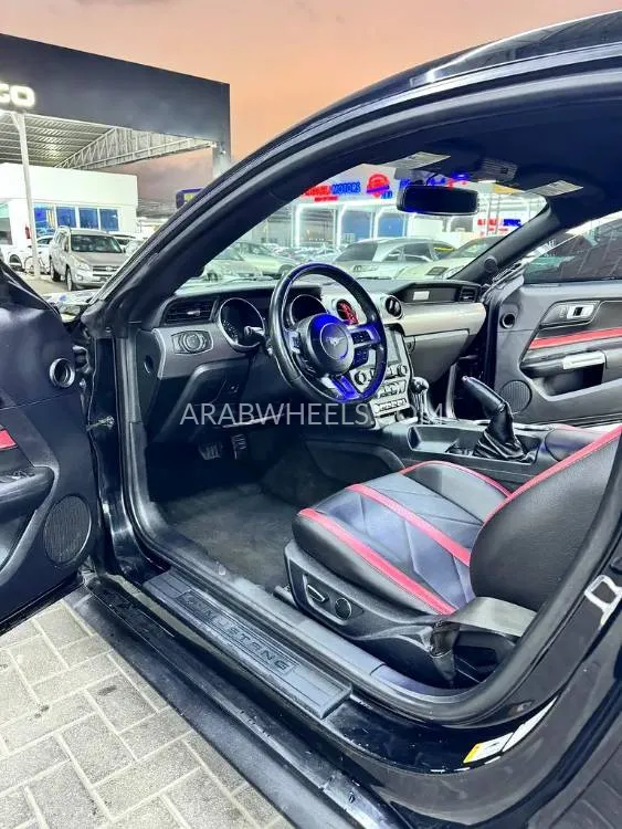 Ford Mustang 2018 for Sale in Ajman Image-7