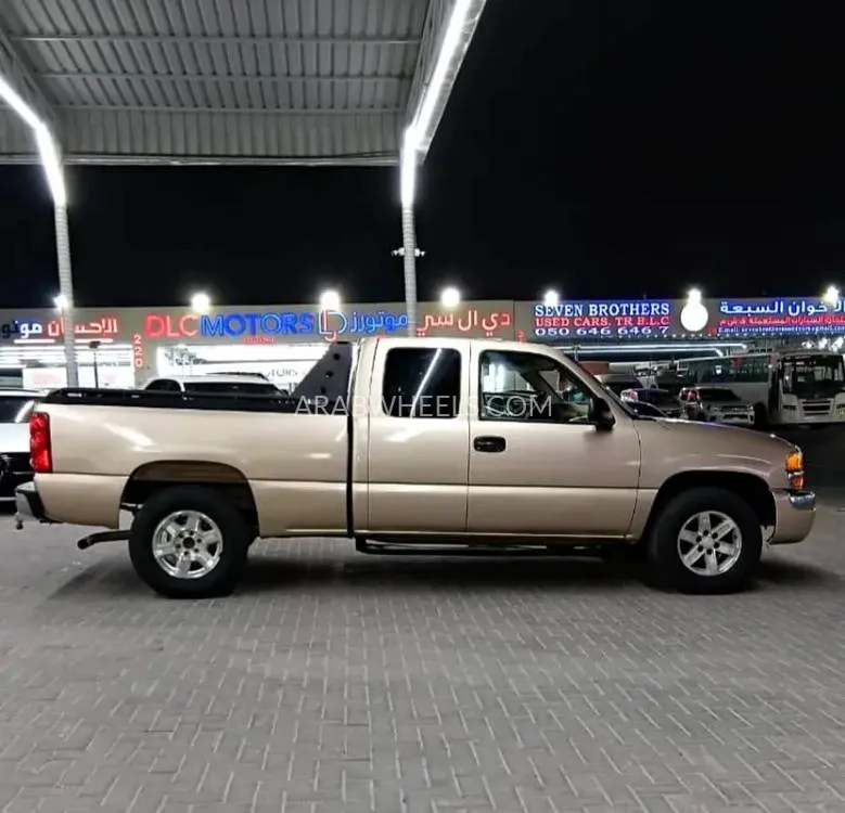 GMC Sierra 2004 for Sale in Ajman Image-4