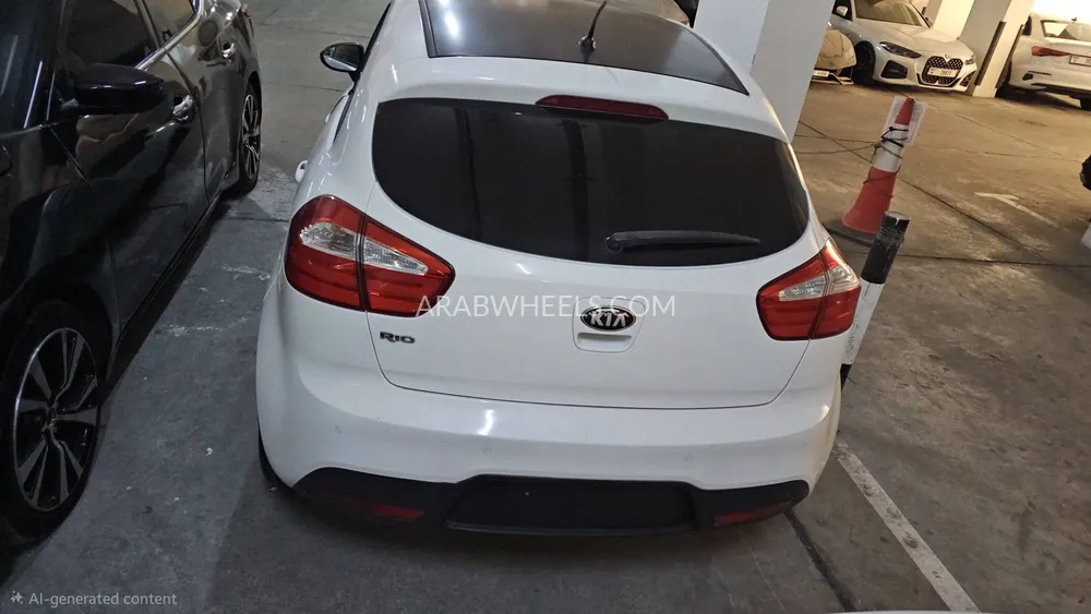 كيا ريو 2014 for Sale in دبي Image-3