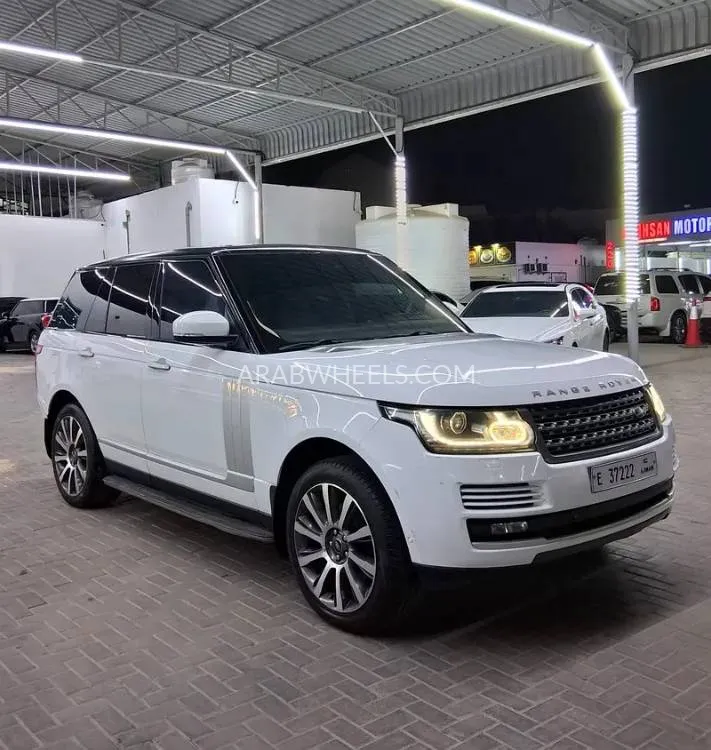 Land Rover Range Rover 2015 for Sale in Ajman Image-3