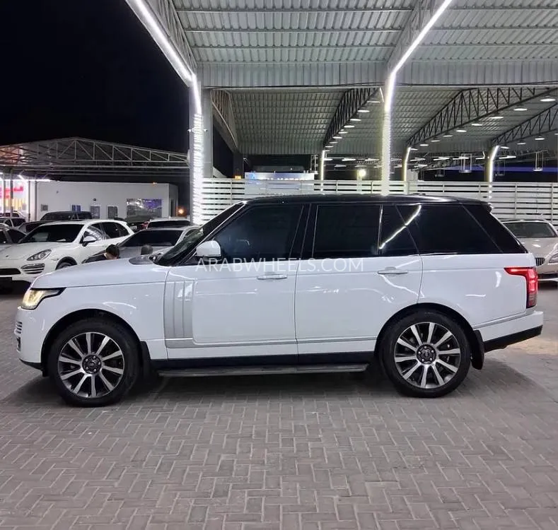 Land Rover Range Rover 2015 for Sale in Ajman Image-8