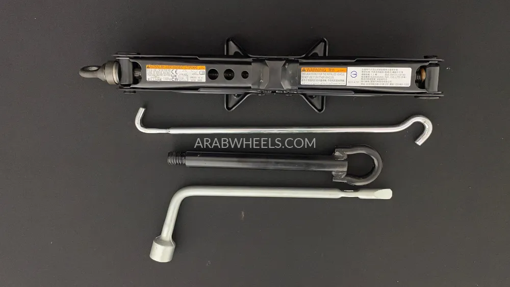 تويوتا كورولا كروس 2024 for Sale in دبي Image-29