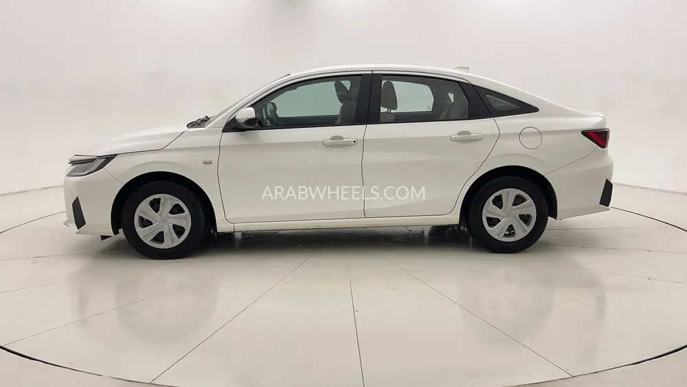 Toyota Yaris 2023 for Sale in Dubai Image-6