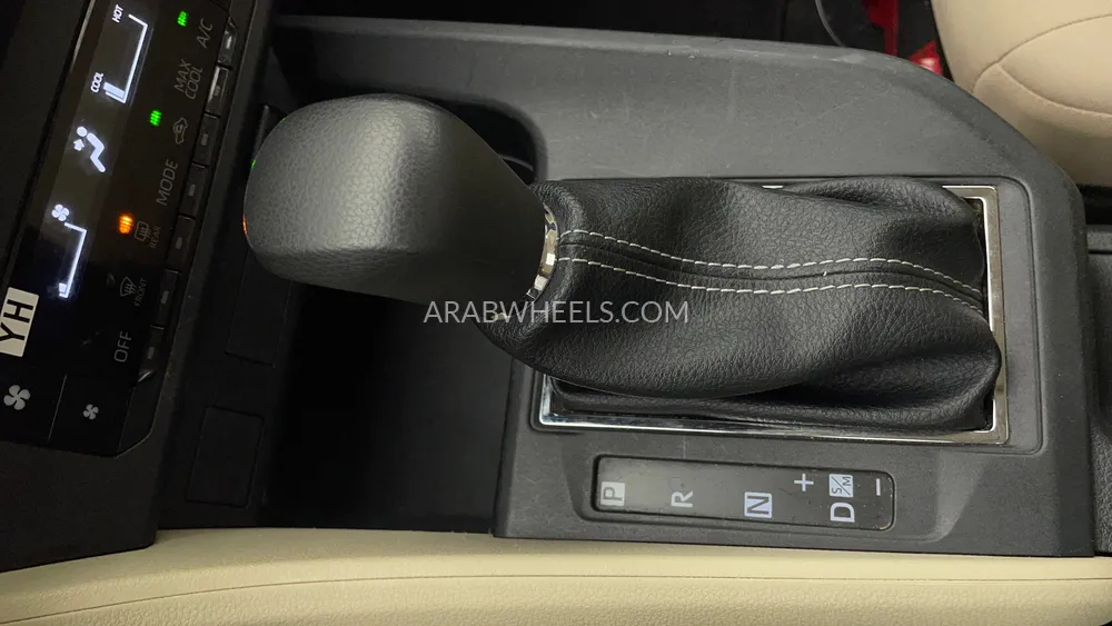 Toyota Yaris 2023 for Sale in Dubai Image-17