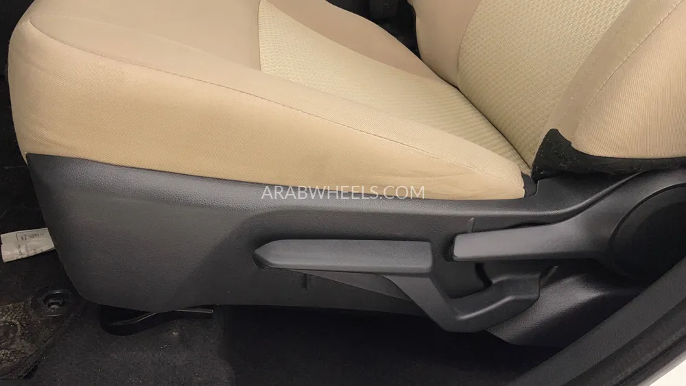 Toyota Yaris 2023 for Sale in Dubai Image-19